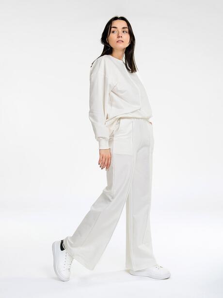 Spodnie z szeroką nogawką