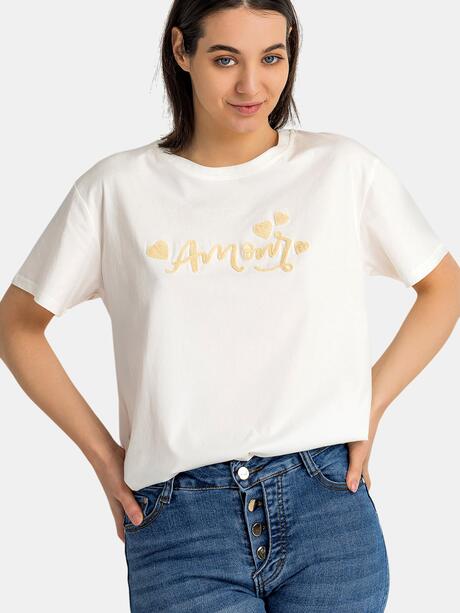 Koszulka z haftowanym napisem