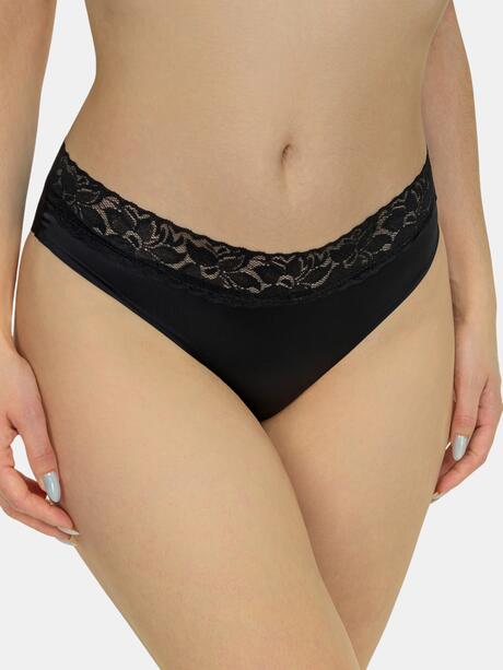 Majtki z koronką