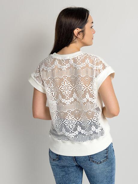 Bluzka z koronkowymi plecami