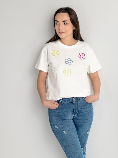 T-shirt z haftem