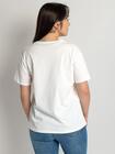 T-shirt z ozdobnym napisem