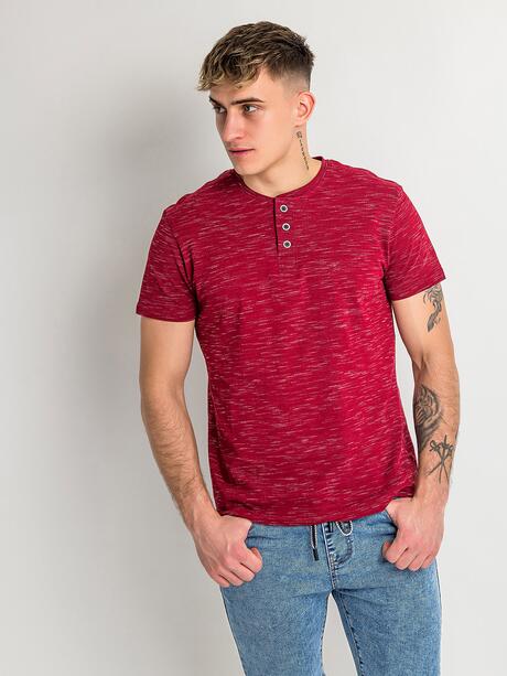 T-shirt z guziczkami