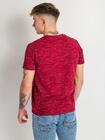 T-shirt z guziczkami