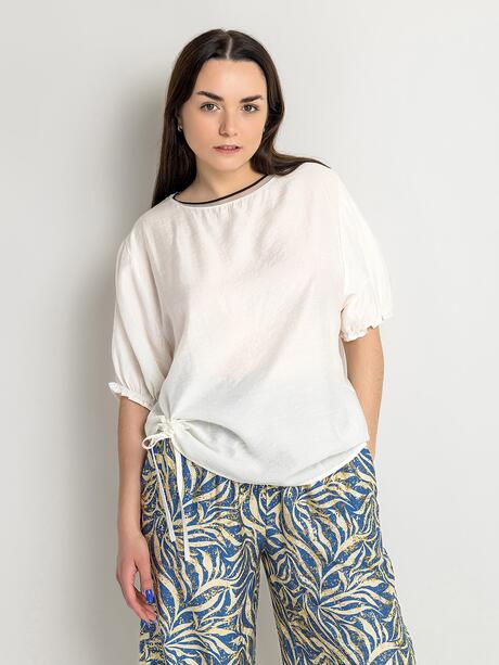 Stylowa bluzka z marszczeniem