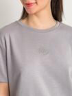 Połyskujący t-shirt