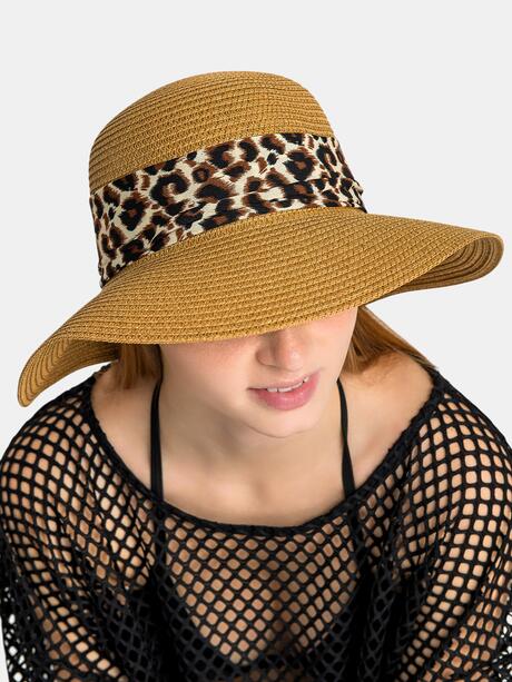 Kapelusz z szerokim rondem