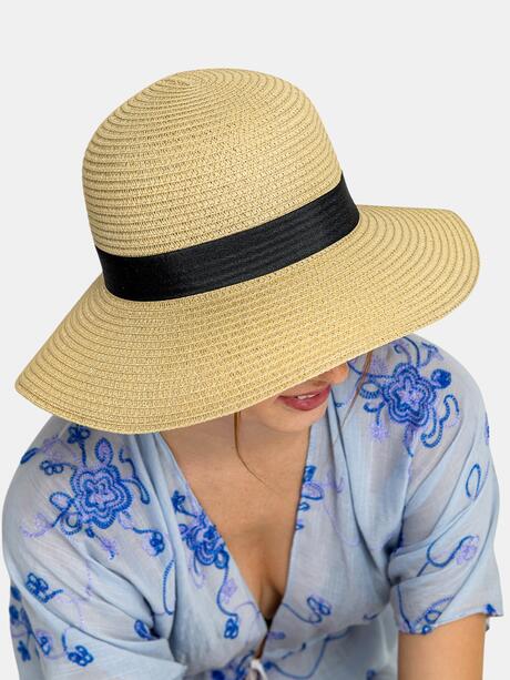 Kapelusz z szerokim rondem