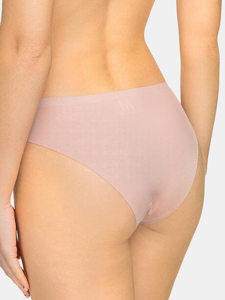 Majtki cięte laserowo