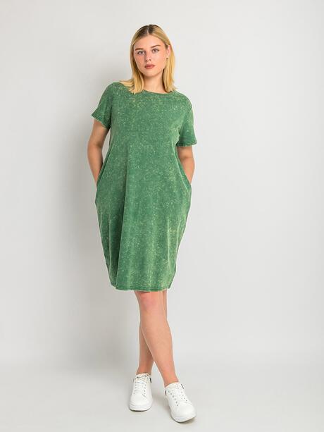 Luźna sukienka z kieszeniami