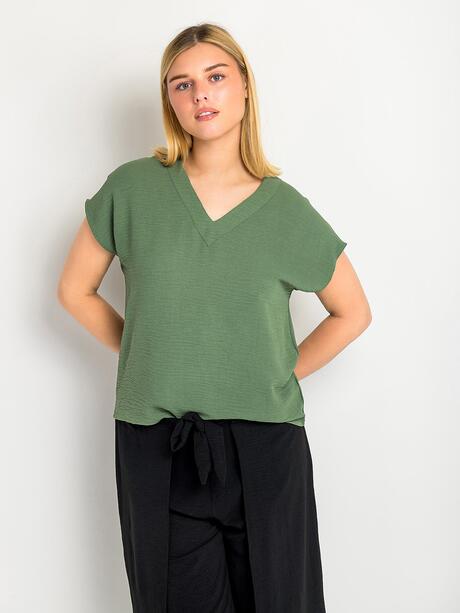 Stylowa bluzka z dekoltem w serek