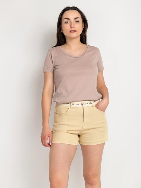 Szorty z kieszeniami