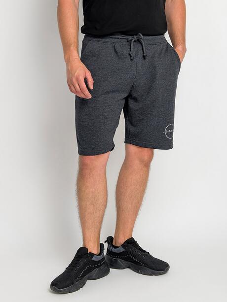 Szorty z kieszeniami