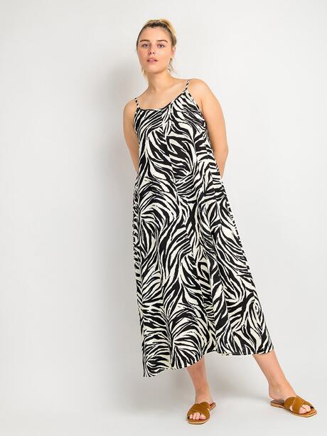 Wzorzysta sukienka z wiskozą