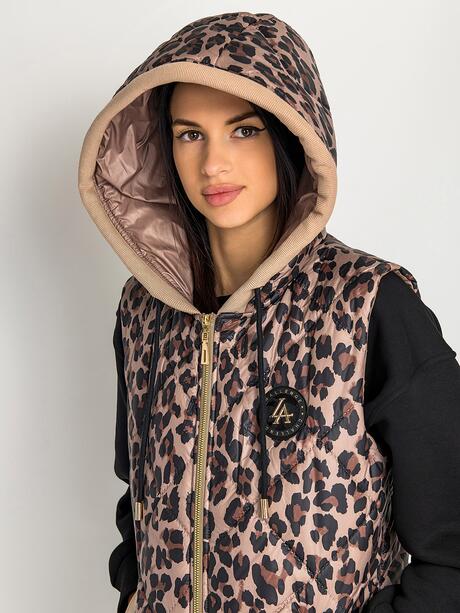 Ocieplany bezrękawnik z kapturem