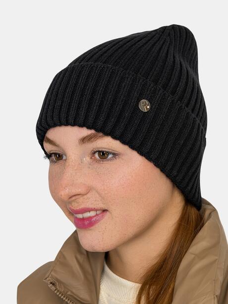 Czapka z prążkowanej dzianiny
