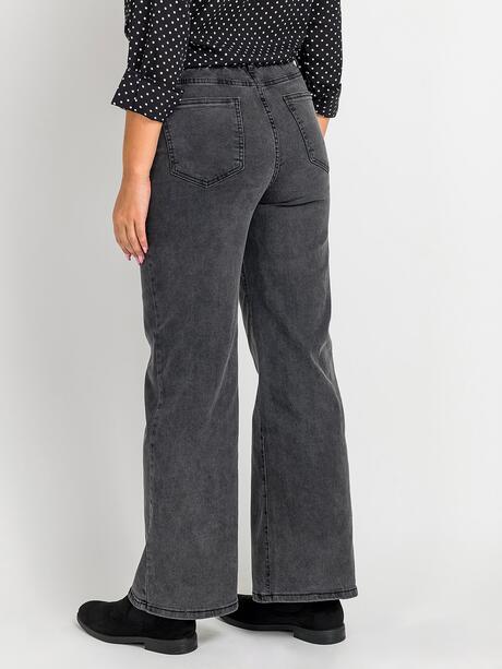 Jeansy z szeroką nogawką