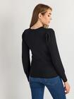 Sweter z domieszką wiskozy
